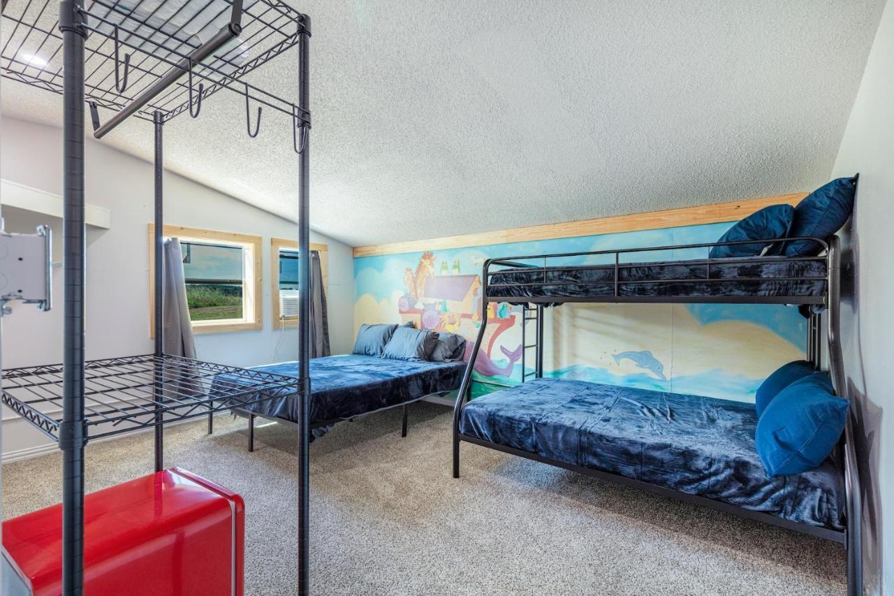 Old Texas Bunkhouse Hostel Wills Point Ngoại thất bức ảnh